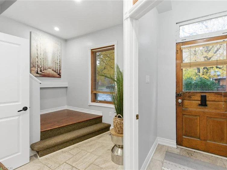 211 Robinson Street, Hamilton, ON, L8P 1Z8 - 26