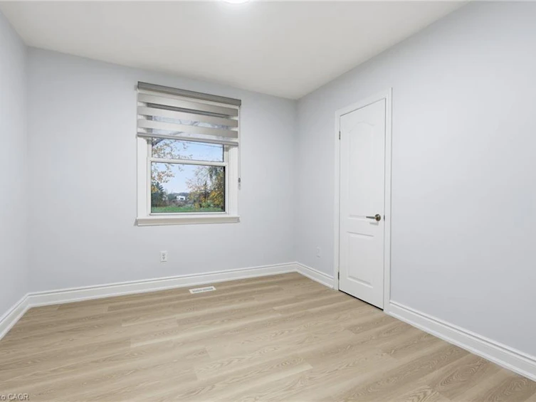 3 Algonquin Avenue, Hamilton, ON, L9H 7K9 - 23