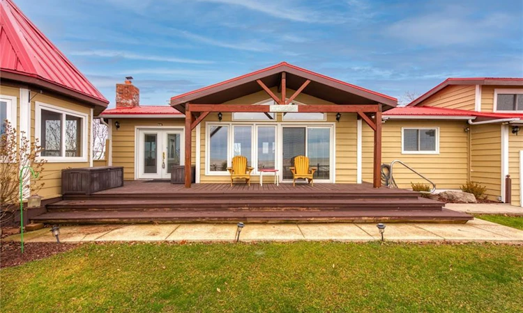 817 Lakeshore Road