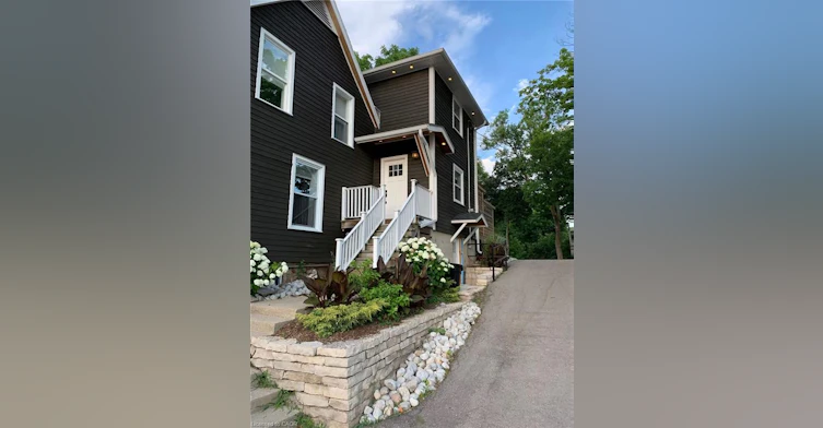 2-426 Wilson Street E, Hamilton, ON, L9C 2C3 - 2