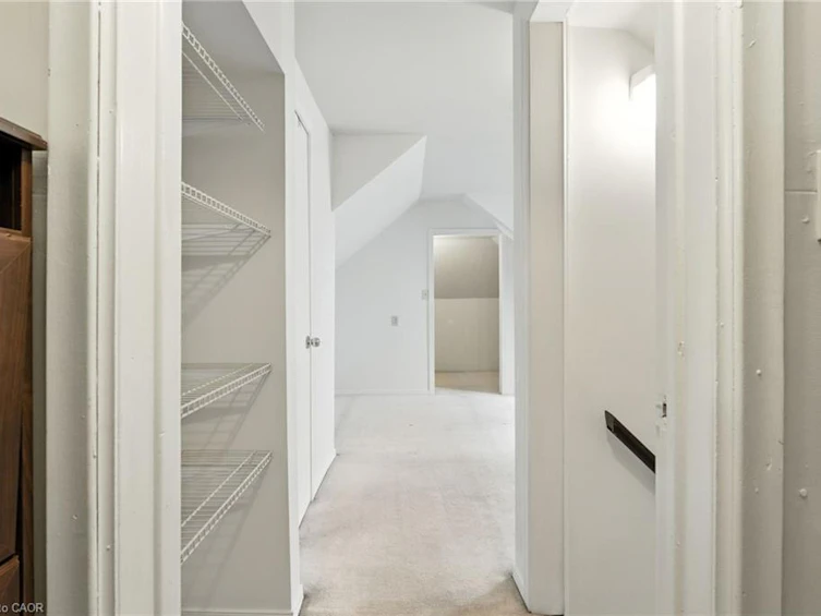 57 Highcliffe Avenue, Hamilton, ON, L9A 3L3 - 32