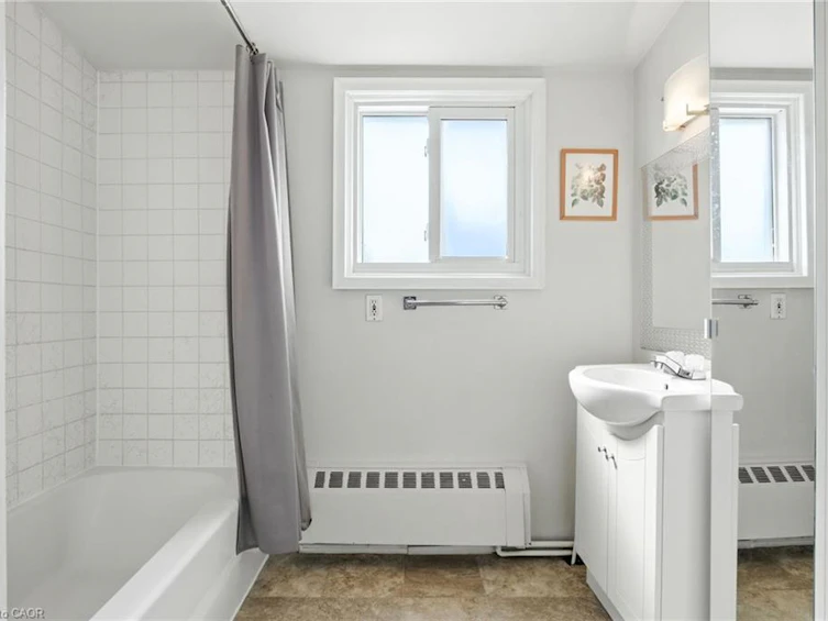 57 Highcliffe Avenue, Hamilton, ON, L9A 3L3 - 39