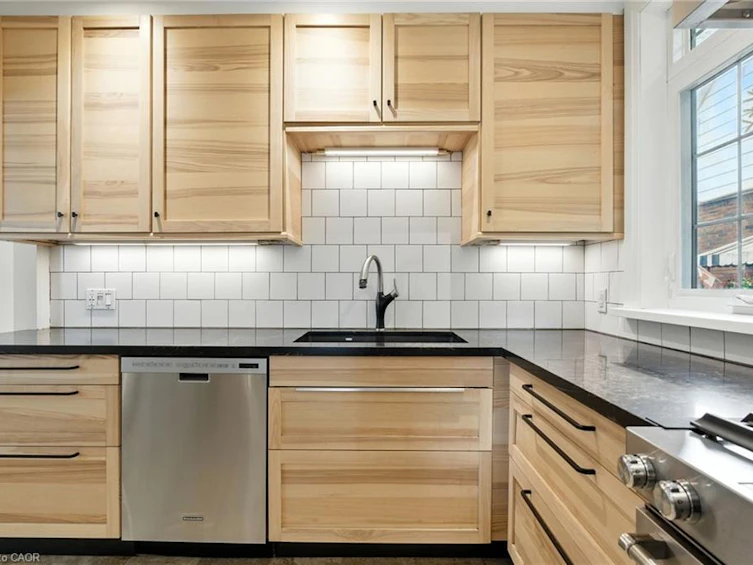 57 Highcliffe Avenue, Hamilton, ON, L9A 3L3 - 18