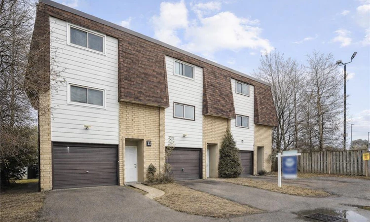 12-36 Greendale Drive