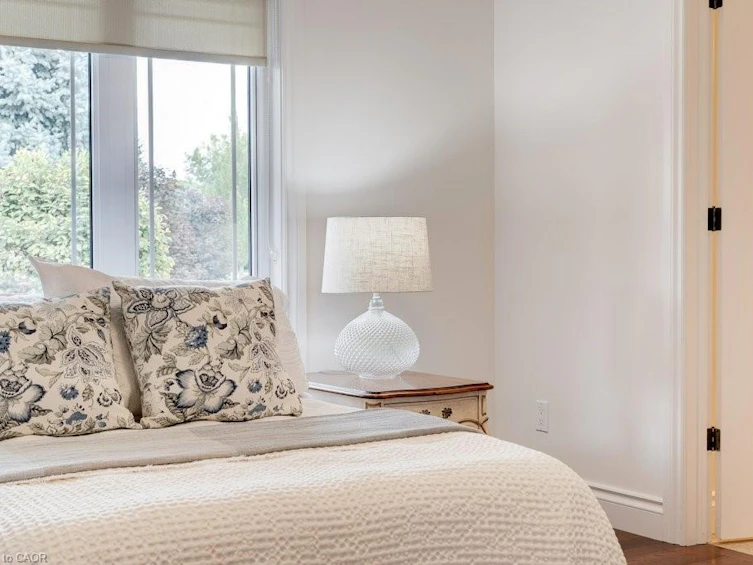 17 Tews Lane, Hamilton, ON, L9H 7N4 - 26