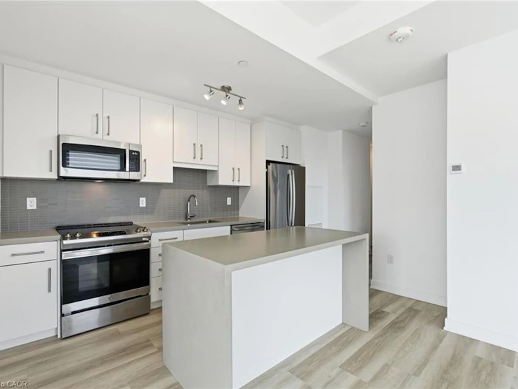 404-2007 James Street, Burlington, ON, L7R 0G7 - 21