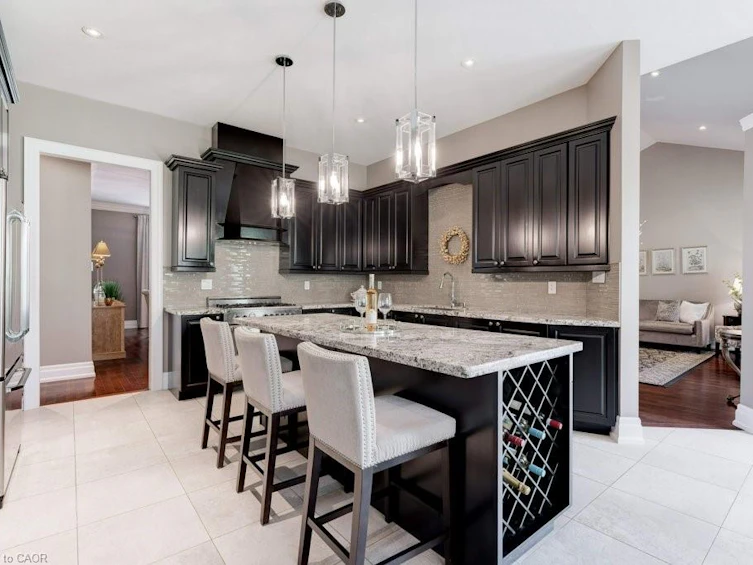 2462 NO 2 Side Road, Burlington, ON, L7P 0H1 - 16