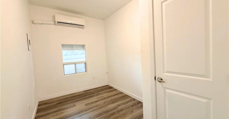6-117 Park Street S, Hamilton, ON, L8P 3E6 - 6