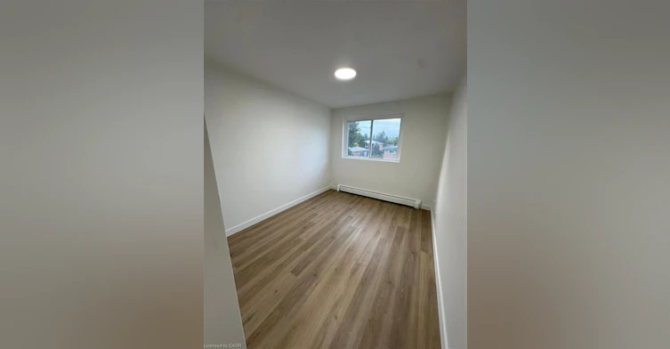 08-705 Glen Forrest Boulevard, Waterloo, ON, N2L 4K7 - 10