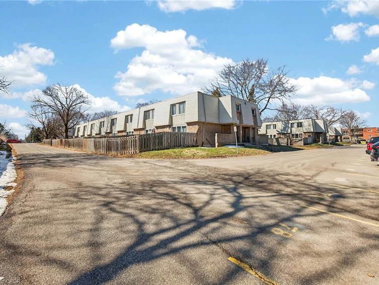182-17 Old Pine Trail, St. Catharines, ON, L2M 6P9 - 35