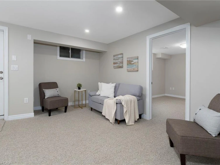 6 Laurent Avenue, Welland, ON, L3B 0E2 - 19