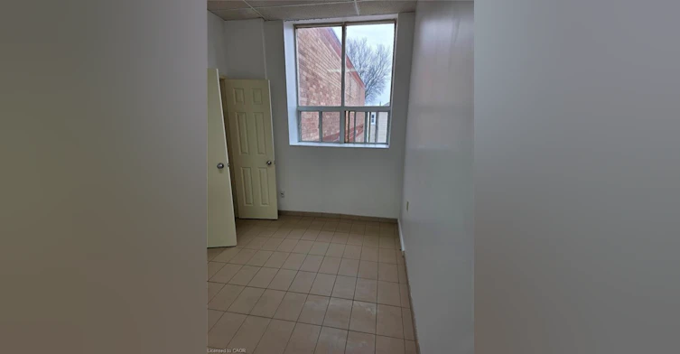 135 Logan Avenue, Toronto, ON, M4M 2M9 - 10