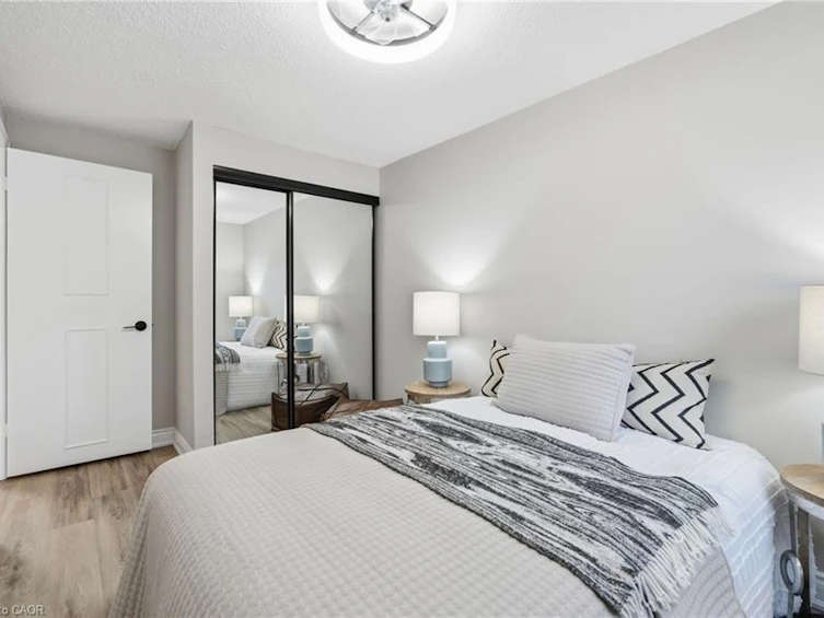 55 Ventura Drive, Hamilton, ON, L8J 1W5 - 35