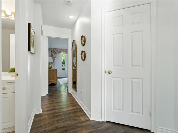1104 Crofton Way, Burlington, ON, L7P 4W8 - 27