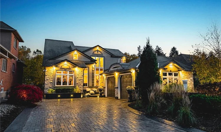 712 Highvalley Road