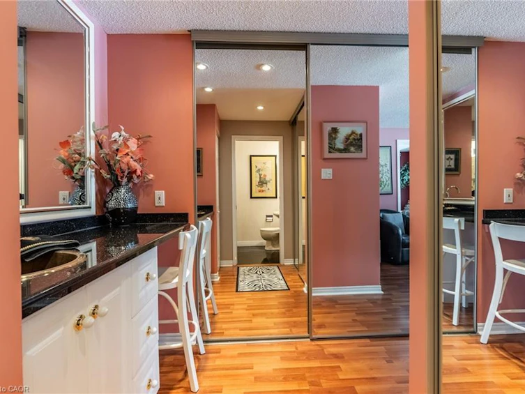 6-1508 Upper Middle Road, Burlington, ON, L7P 4M5 - 13