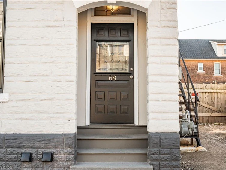 68-70 Robert Street, Hamilton, ON, L8L 2P3 - 4
