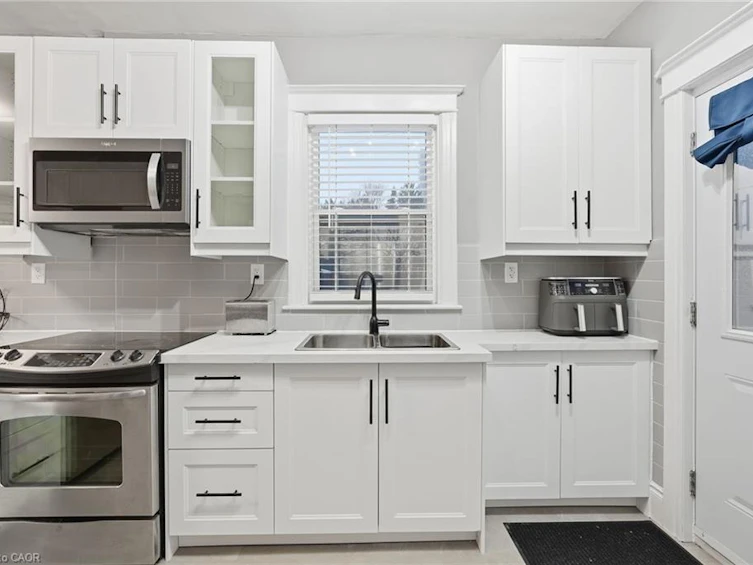 68-70 Robert Street, Hamilton, ON, L8L 2P3 - 35