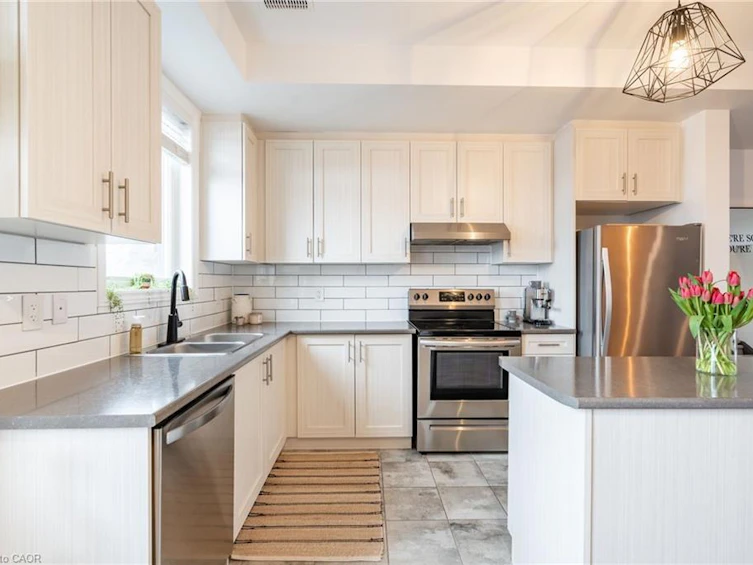 45-219 Dundas Street E, Hamilton, ON, L8B 1V9 - 12