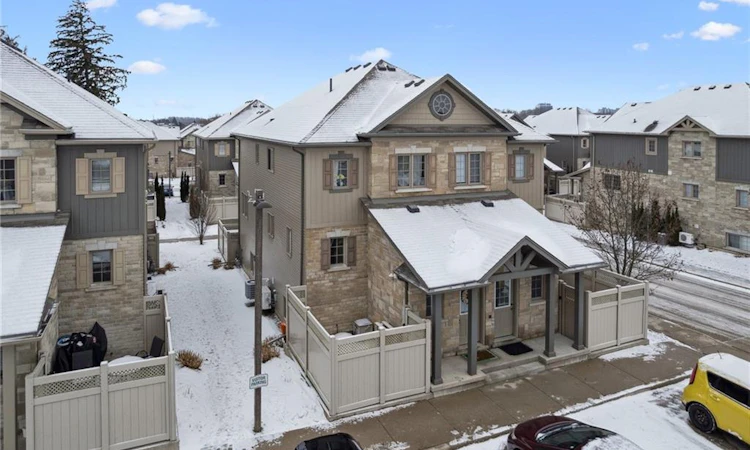 4B-931 Glasgow Street