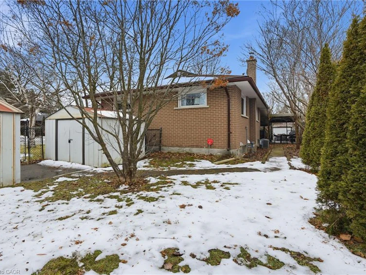 16 Alison Avenue, Cambridge, ON, N1R 1M9 - 44