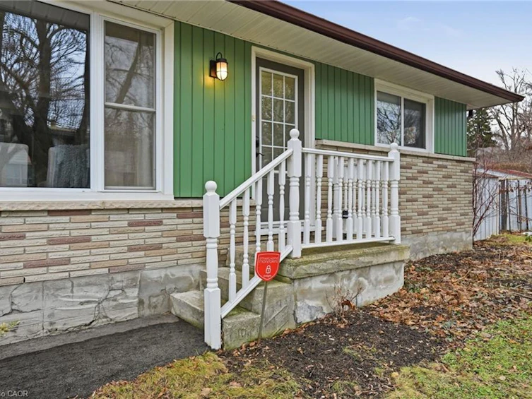 16 Alison Avenue, Cambridge, ON, N1R 1M9 - 6
