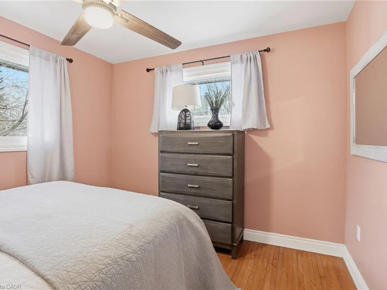 16 Alison Avenue, Cambridge, ON, N1R 1M9 - 20