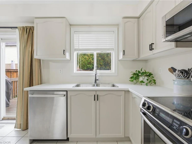 9 Slater Court, Hamilton, ON, L8B 0K8 - 13