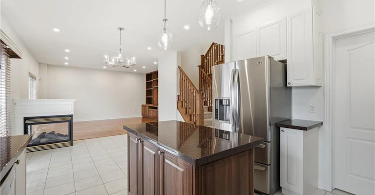 100 Springstead Avenue, Hamilton, ON, L8E 6E9 - 7