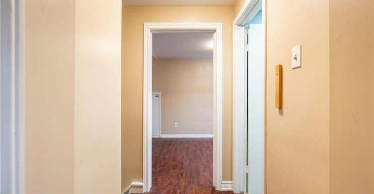 Upper-249 West 5th Street, Hamilton, ON, L9C 3N8 - 11