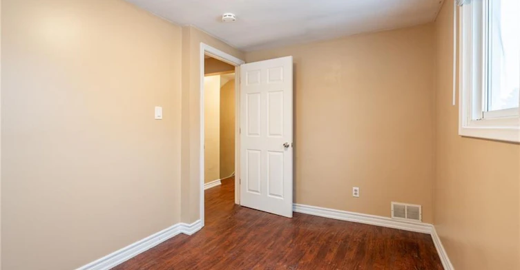 Upper-249 West 5th Street, Hamilton, ON, L9C 3N8 - 18