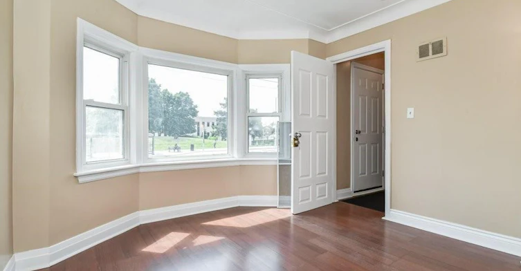Main-249 West 5th Street, Hamilton, ON, L9C 3N8 - 7