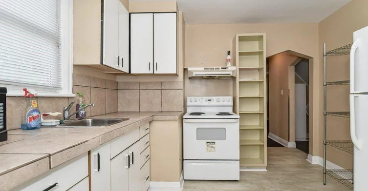 Main-249 West 5th Street, Hamilton, ON, L9C 3N8 - 12