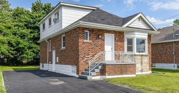 Main-249 West 5th Street, Hamilton, ON, L9C 3N8 - 2