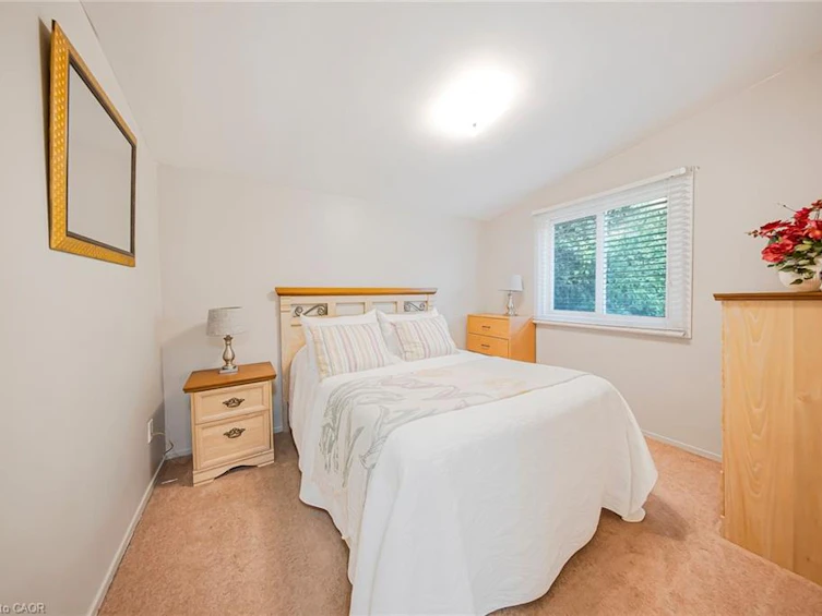 23 Coral Drive, Hamilton, ON, L8V 2N4 - 16