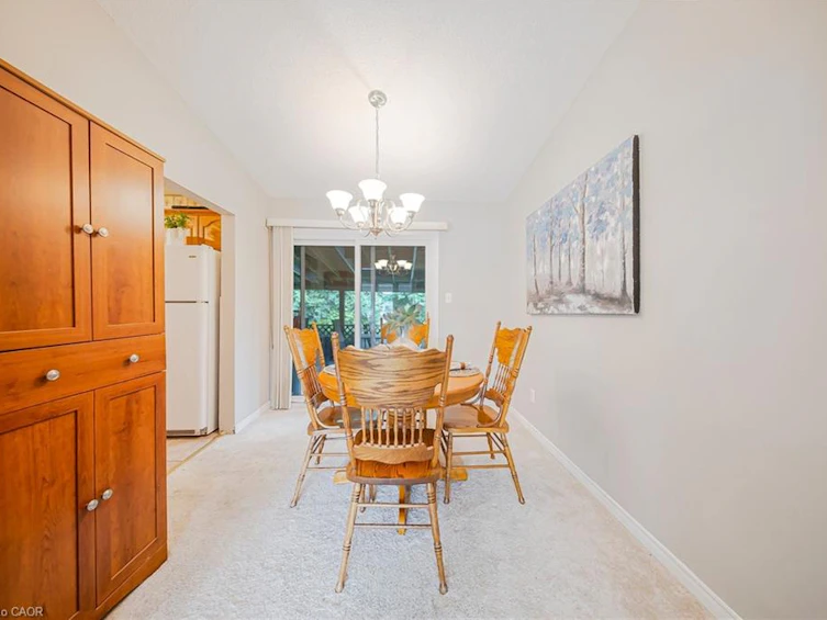 23 Coral Drive, Hamilton, ON, L8V 2N4 - 7