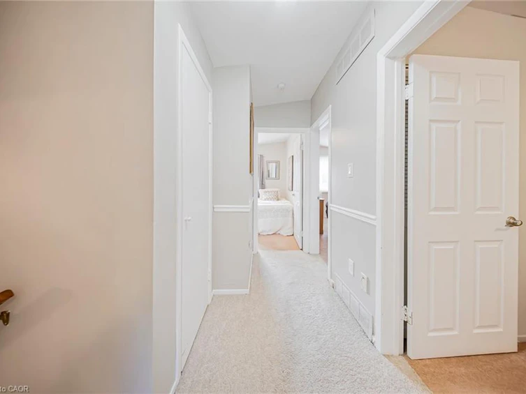 23 Coral Drive, Hamilton, ON, L8V 2N4 - 15