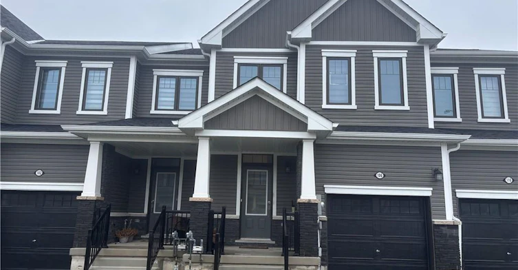 106 Selection Heights, Thorold, ON, L2V 0N7