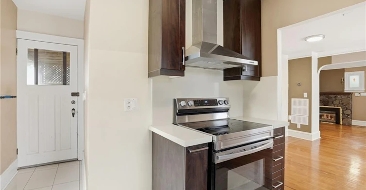 41 Paradise Road S, Hamilton, ON, L8S 1S3 - 11