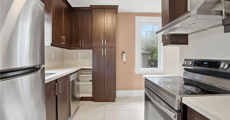41 Paradise Road S, Hamilton, ON, L8S 1S3 - 9