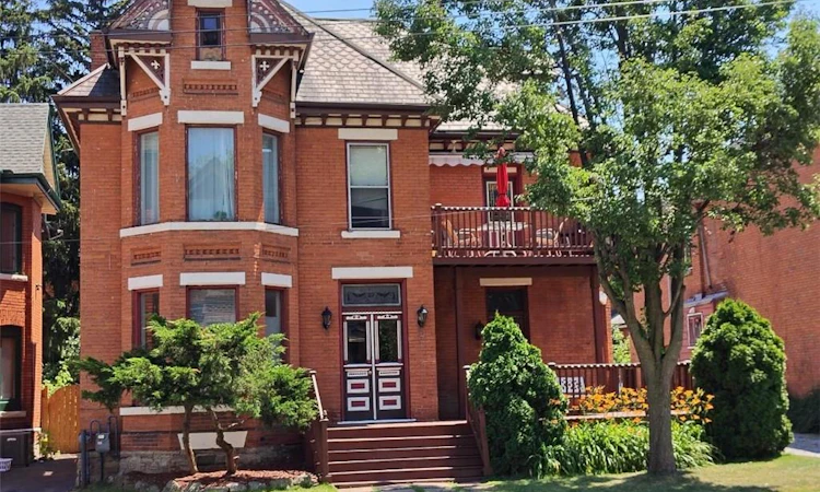 27 Ontario Avenue