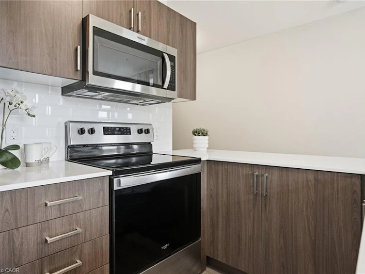 308-455 Charlton Avenue E, Hamilton, ON, L8N 0B2 - 11