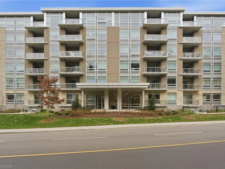 308-455 Charlton Avenue E, Hamilton, ON, L8N 0B2