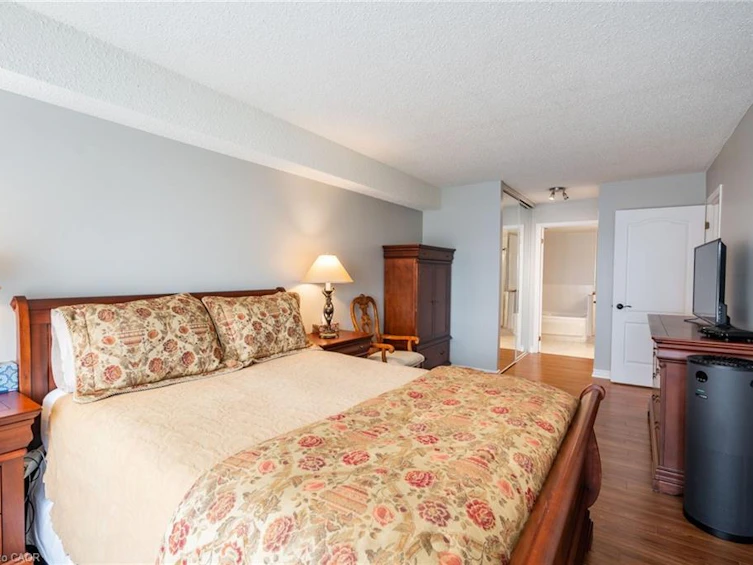 1203-1276 Maple Crossing Boulevard, Burlington, ON, L7S 2J9 - 28