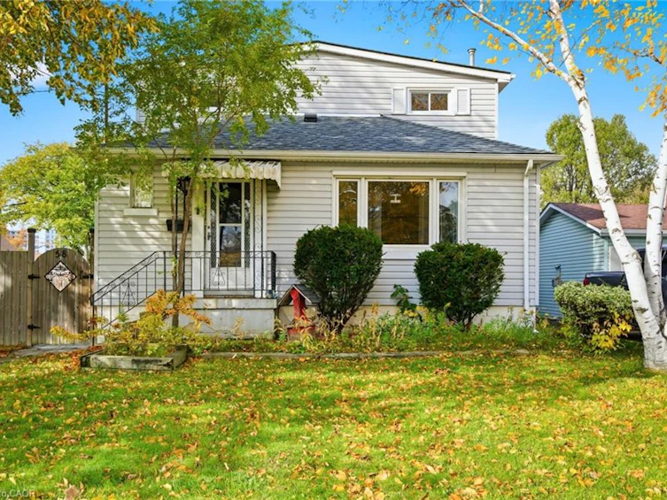 58 Seven Oaks Drive, Hamilton, ON, L9A 4E2