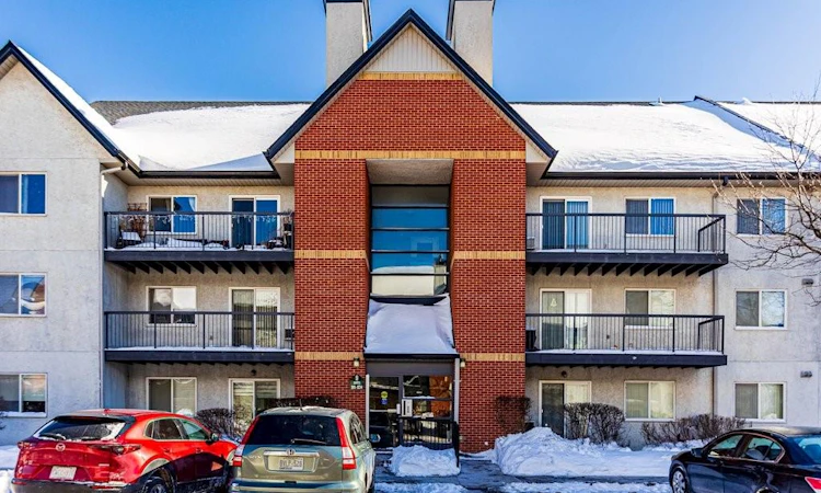 913-1450 Glen Abbey Gate