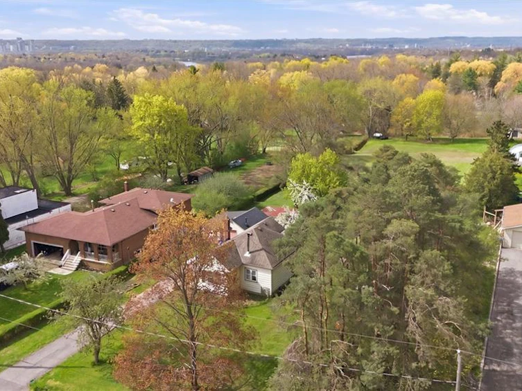 1412 Old York Road, Burlington, ON, L7P 4Z5 - 4