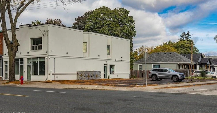 2-1327 Main Street E, Hamilton, ON, L8K 1B4 - 2