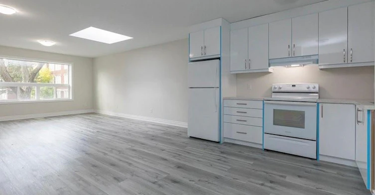 1-1327 Main Street E, Hamilton, ON, L8K 1B4