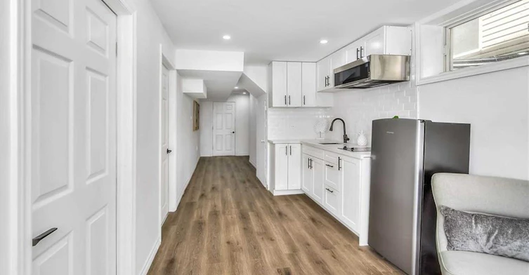 Lower-608 Woolgrass Avenue, Waterloo, ON, N2V 2X8 - 8